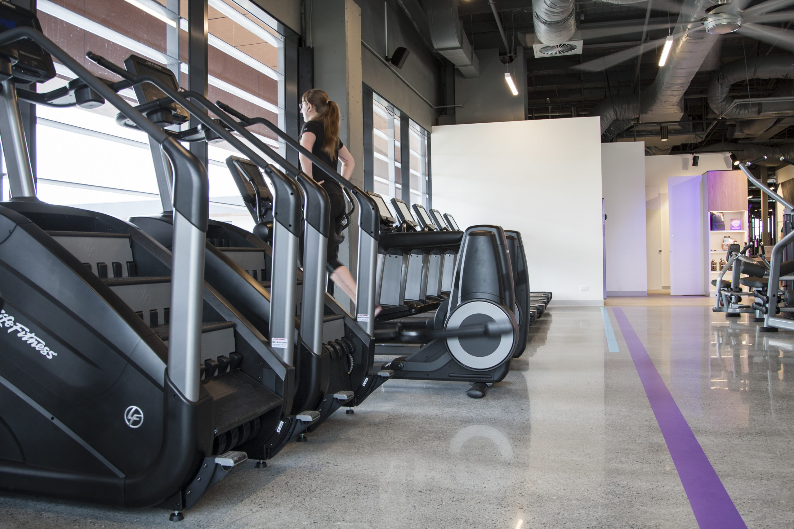 7X7Q7542 Anytime Fitness